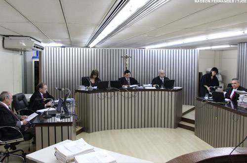 3ª Câmara Cível julga 801 processos em 22 sessões no 1º semestre de 2014