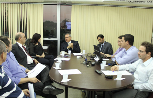 Comissão do TJCE analisa propostas para aperfeiçoar informatização dos processos